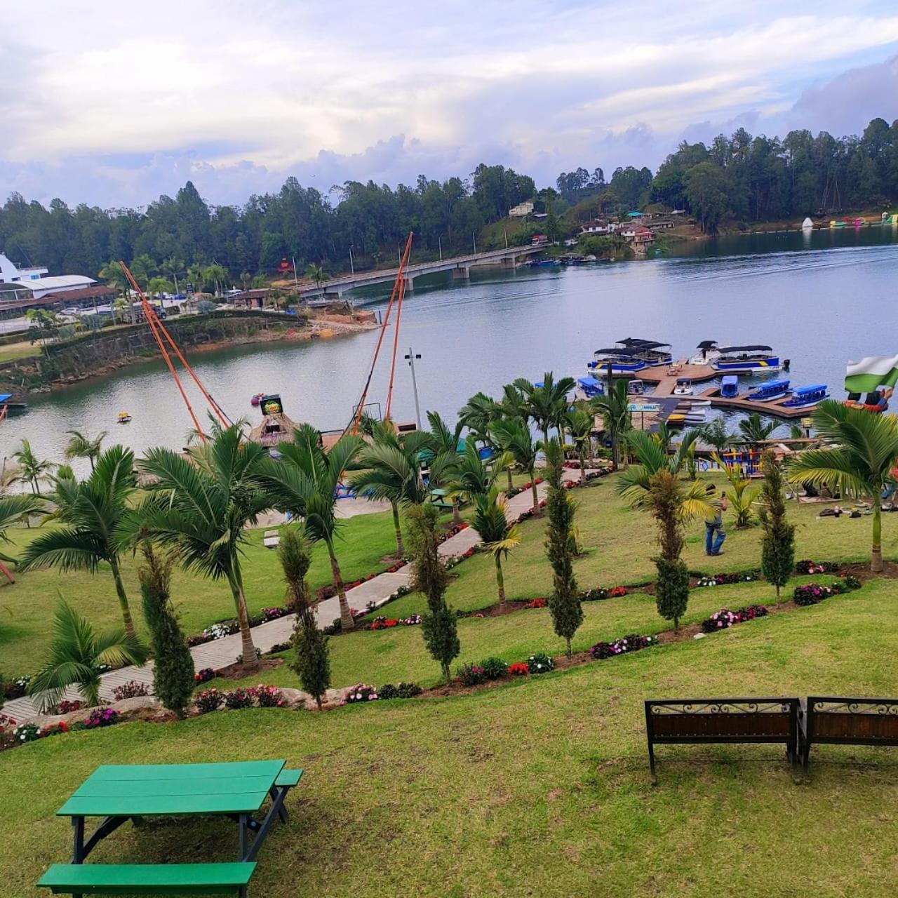 Hotel Aguas Abiertas Guatapé Exteriér fotografie